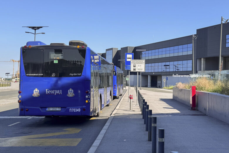 Bus from Belgrade Airport to the city center
